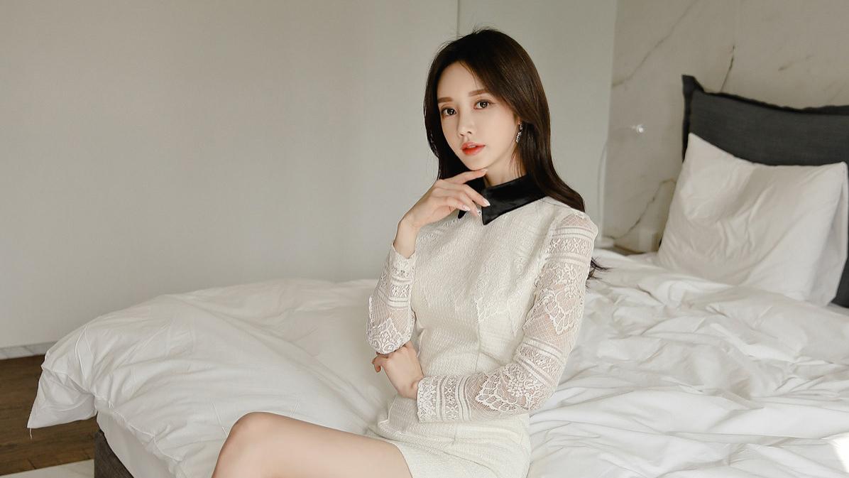 ▼孙允珠▲曦冬冰凝霜降白雪幽静包臀裙