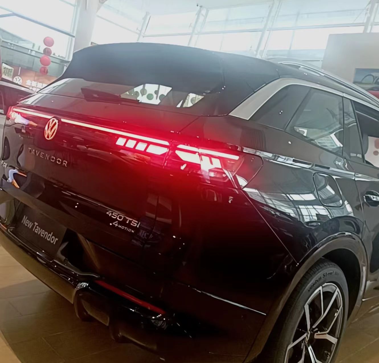 重点试驾一汽-大众全新揽巡动力系统，实测下来彻底被圈粉！作为一款中大型SUV，能