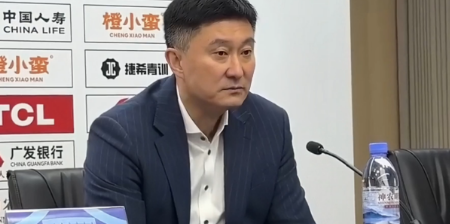广东男篮主教练杜锋谈球队加时逆转青岛，他表示：青岛开局针对性很足，给我们制造了很