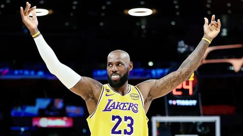 当伟大变成常态，我们甚至忘了去感慨——致詹姆斯43000分里程碑