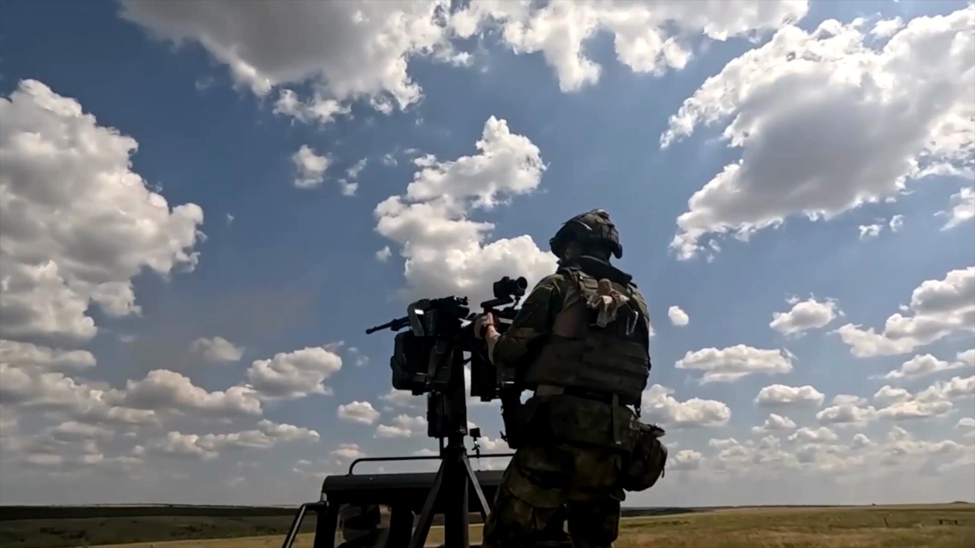 俄军形势喜人，战场多方向有利，等待乌军犯错迎来5月例行收获