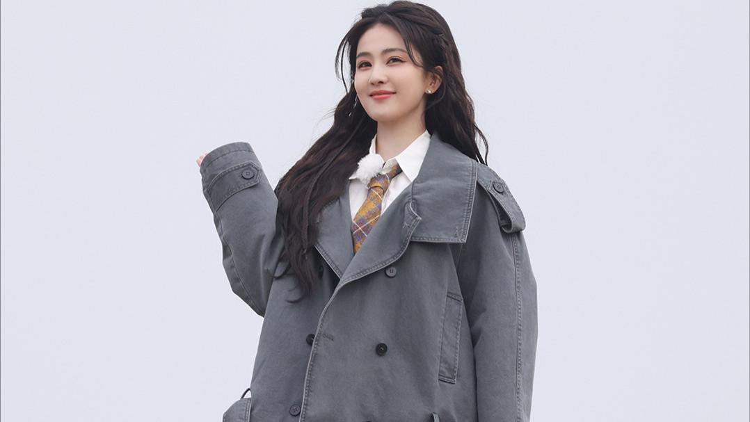 《宇宙闪烁请注意》白鹿玩狼人杀淘汰范丞丞骗过王鹤棣，张艺凡抓鱼明抢暗偷惊呆黄子韬