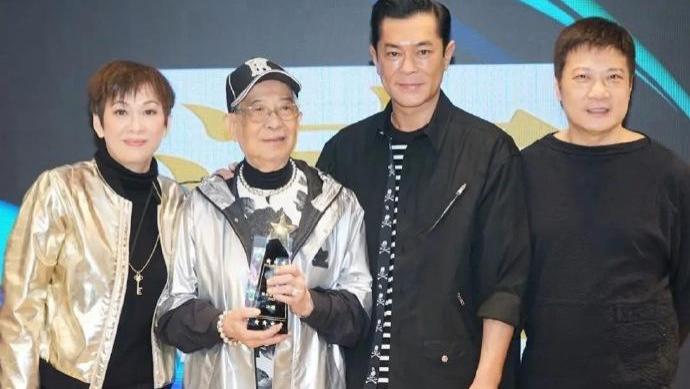 敬佩！89岁知名演员江图去世，千万遗产全部裸捐，背后真相令人泪目