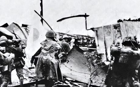 1938年万家岭：日军王牌深陷“阎王弄”，黄埔儒将王耀武血战封死生路…