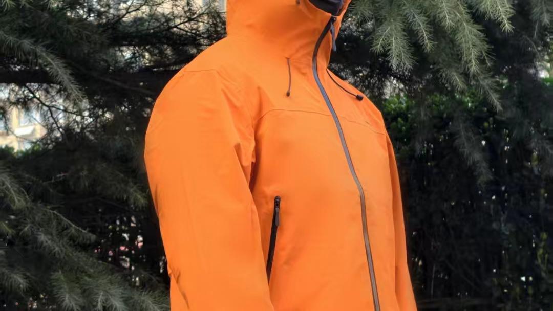 测评VBREX重装越野冲7防锋衣：把性能做到天花板，罕见平价爆火