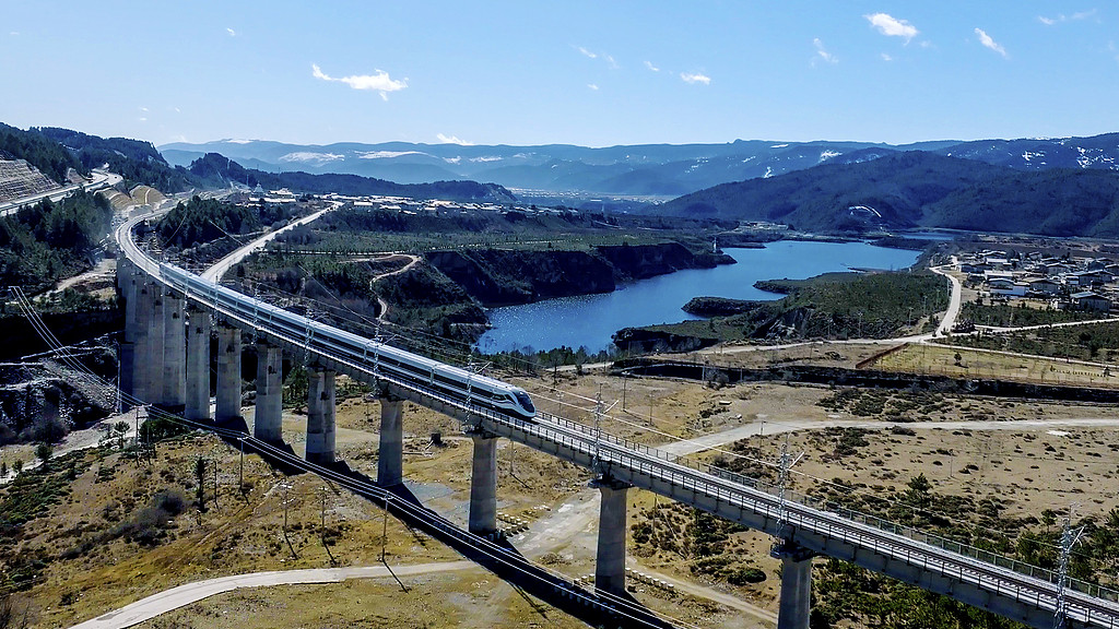 成渝经济区北部中心城市迎来3项重要交通工程！工程总投资864亿元
