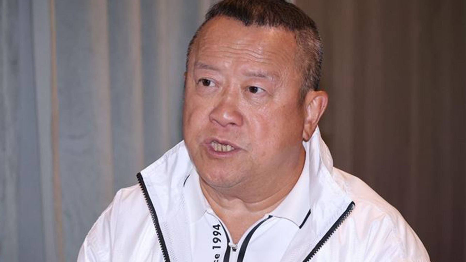 曾志伟发声寻找梅艳芳骨灰，成港圈唯一站出来的人，寺庙方丈回应令人费解