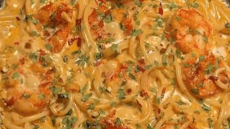 嫁给我虾子意面：香浓奶油与鲜虾的完美结合！