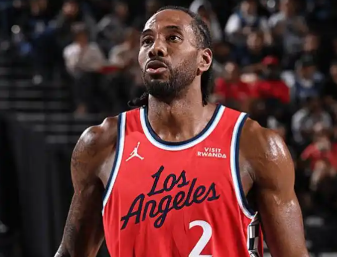 理性讨论巅峰伦纳德和詹姆斯谁更强？
小卡和杜兰特巅峰谁更强应该已经出结论了，虽然