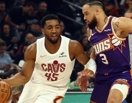 昨日NBA常规赛，太阳战胜骑士。此役后，太阳取得三连胜，战绩来到30胜19负。