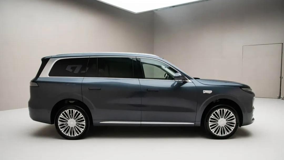 4月即将上市发布大型旗舰SUV汇总：零跑拼性价比，理想集技术大成，魏牌推新平台旗舰