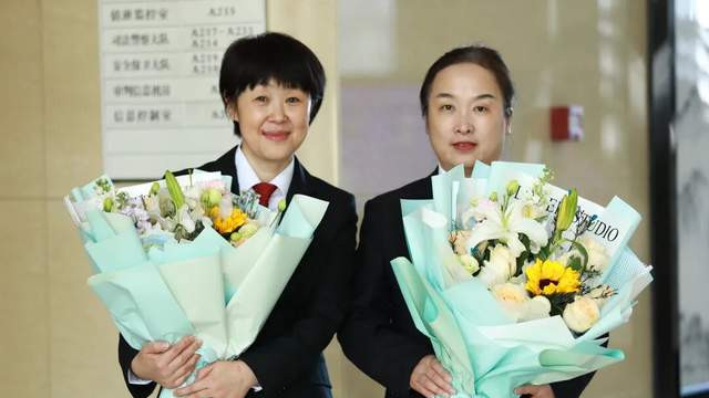 「女法官国际日」法徽映初心 巾帼绽芳华——伊通法院开展“女法官国际日”暨“三八”妇女节主题党日活动