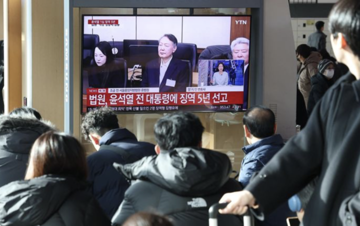 因宣布戒严令，尹锡悦被判处五年有期徒刑