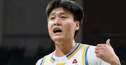 赵睿缺席，北京男篮惨败浙江。CBA常规赛，北京男篮客场挑战浙江，这场比赛，赵睿在