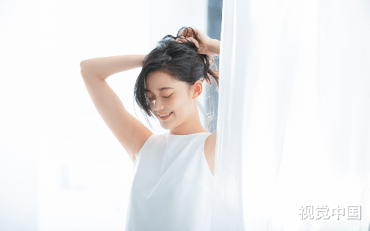 我成了婆家围猎的猎物，老公让我抵押婚房给他弟弟买婚房，我说“好”后，他们却全家求我原谅。