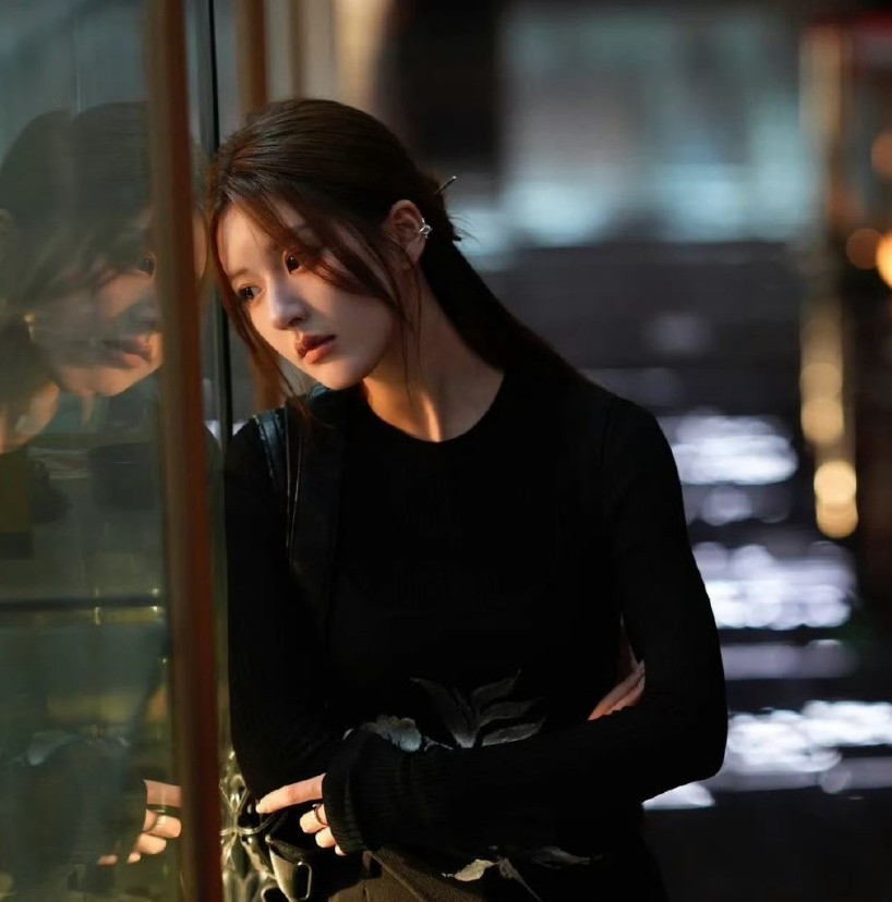 手机里存满你的照片，在未来也会变成一张飞机票