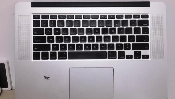 预算500就能搞定一台MacBook Pro？2015款的无头骑士应该是最优选
