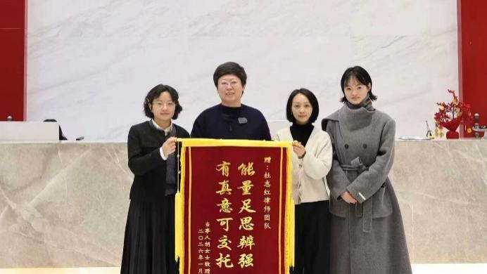 离婚诉讼典型案例：以打促谈破困局，二十五载婚姻重圆