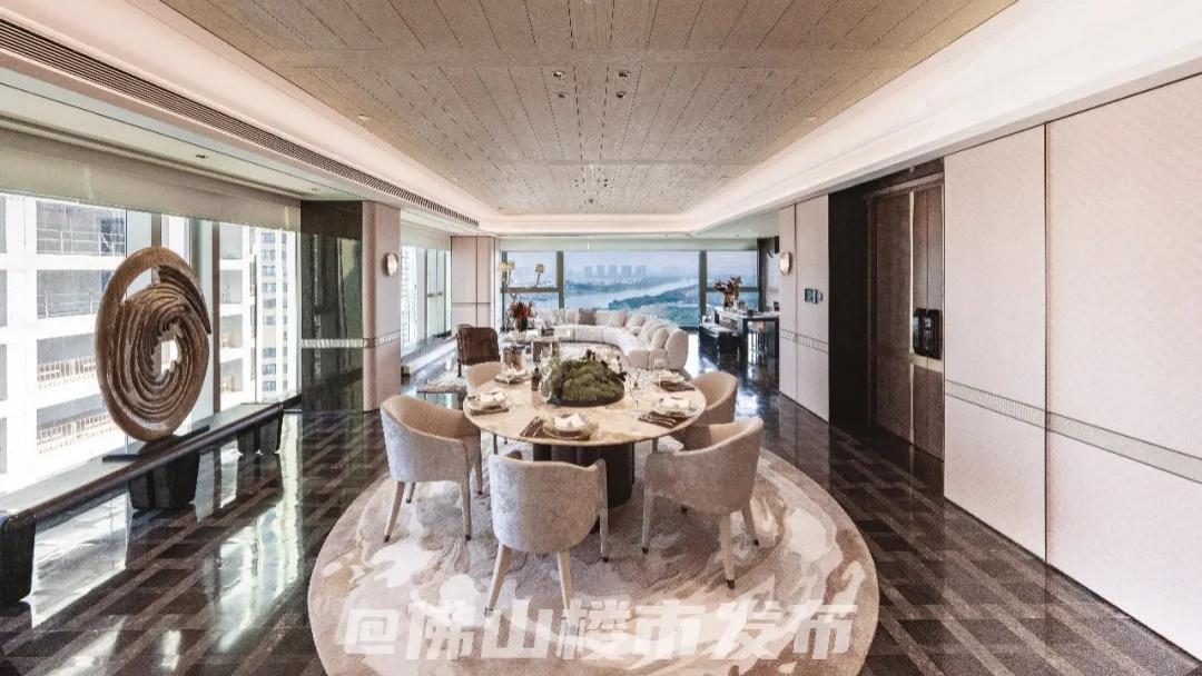 商业新政首月！佛山超级大平层爆卖20套，谁在买？