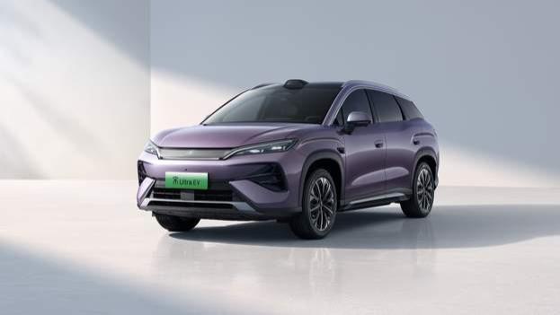 打破 “电车不过山海关”宋 Ultra EV15.5 万起，极寒闪充 + 刀片电池