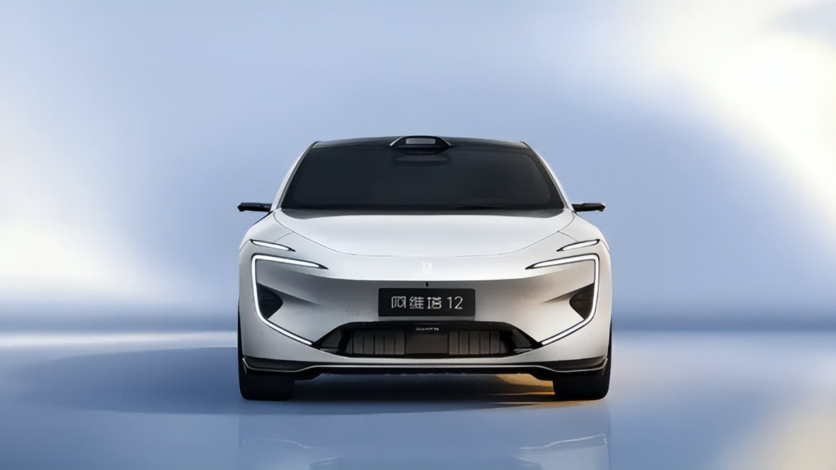 阿维塔终于听劝了！实体按键全回归，配华为新雷达，就等价格