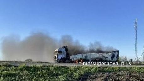 乌克兰在通往克里米亚的陆路走廊部分路段开始进行布雷作业。