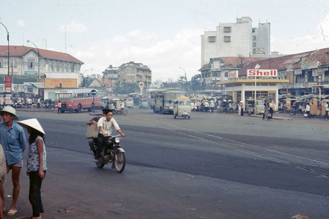  走，上班去！（1968年越南西贡）