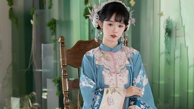 清代红裳美人缢亡奇案：狐仙索命还是枕边藏凶？