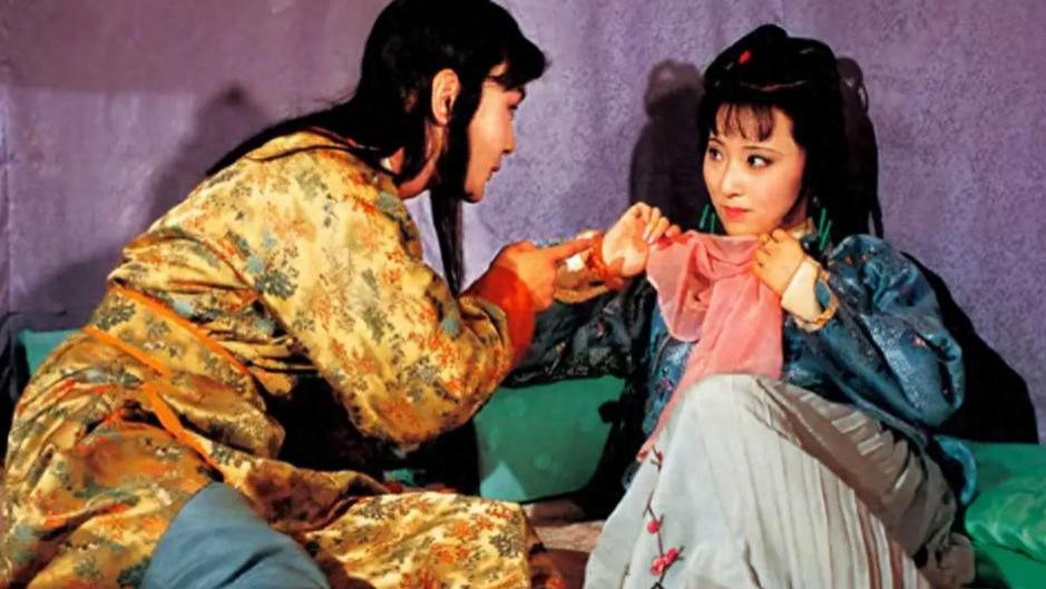 孤男寡女同床共枕却毫无私情？这一幕羡煞了后人，却痛碎了人心！