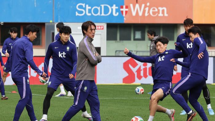 韩足晚报（26.3.31）——最后的模拟考！战奥地利韩国仍用三中卫