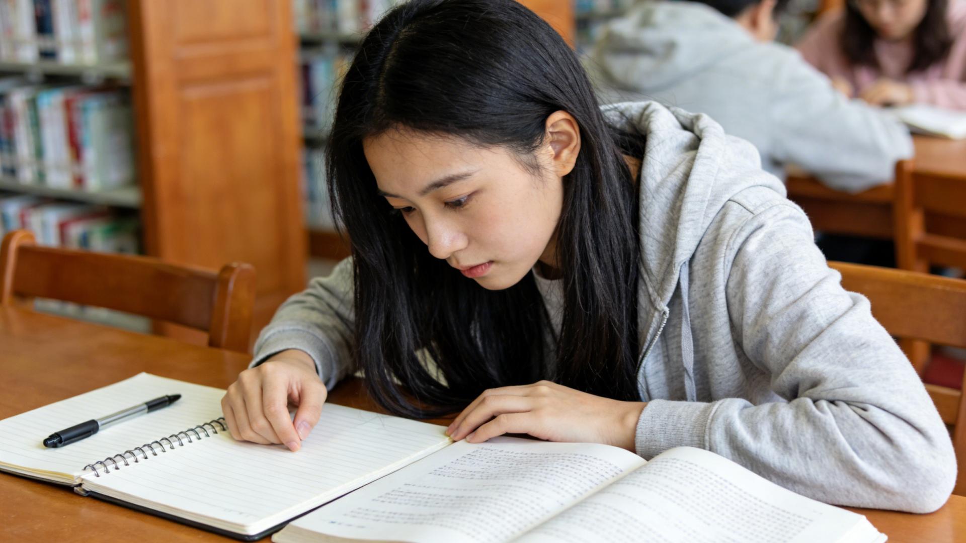 大学生学习必备的32个网站或平台