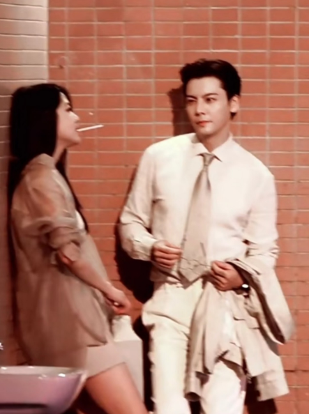 陈伟霆向涵之路透杀疯了，熟男熟女性张力直接溢出屏幕
 
谁懂啊！最近最让人上头的
