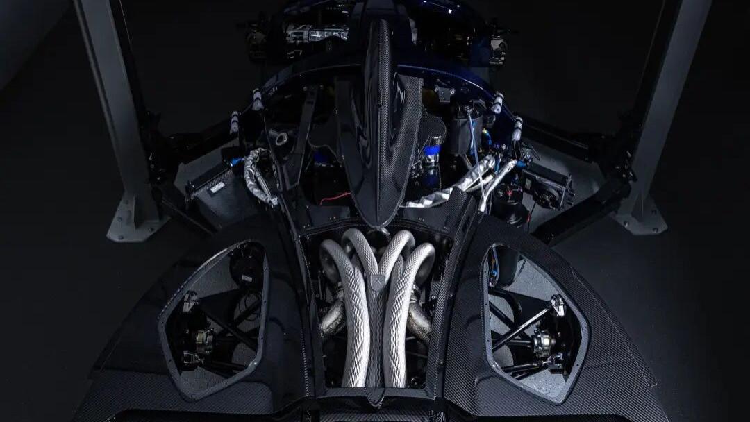 阿波罗Evo的龙鳞排气系统看起来真是太疯狂了