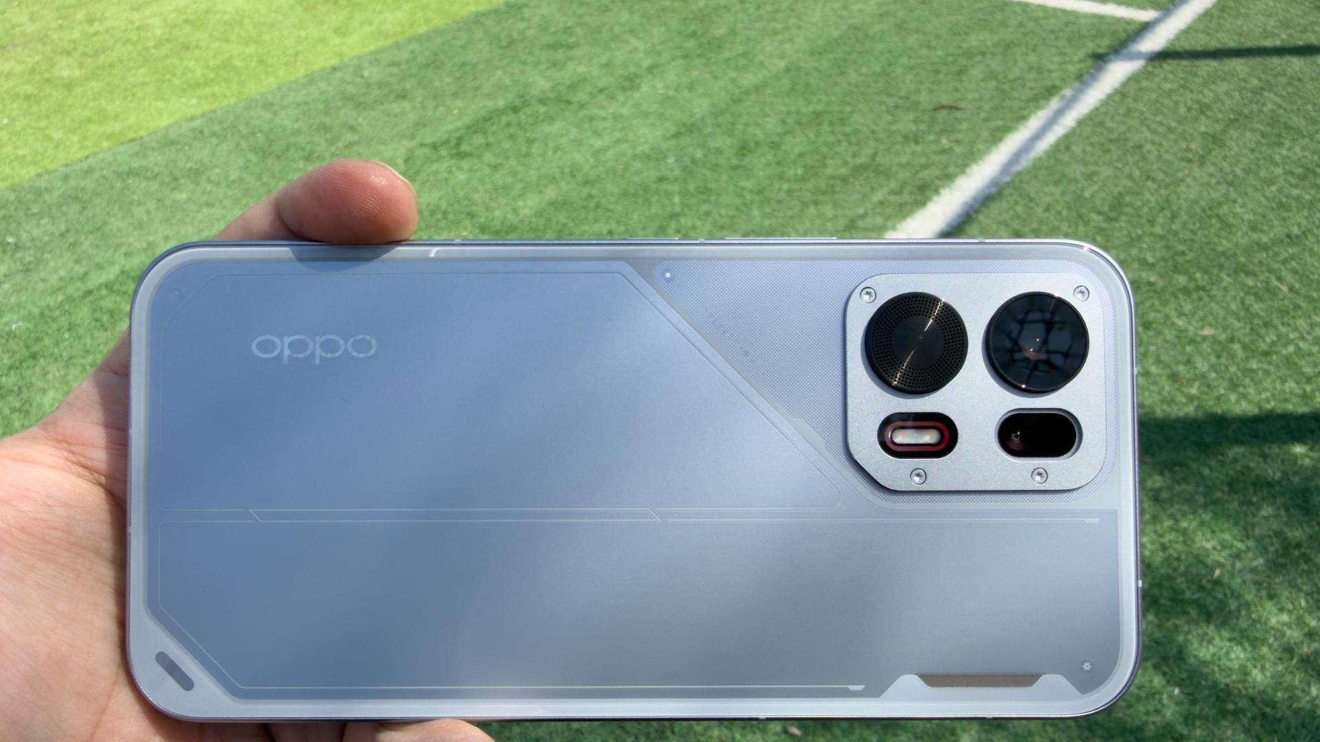 主动风冷搭配8000mAh电池，OPPO K15 Pro+堪称3000元档全能游戏旗舰