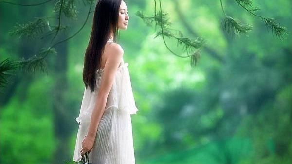 他娶俄罗斯姑娘，真的是图她 "便宜" 吗？