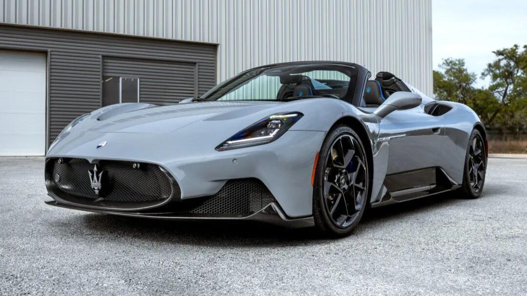 这台只开了1000公里的玛莎拉蒂MC20，在不到一年的时间里跌了10万美元