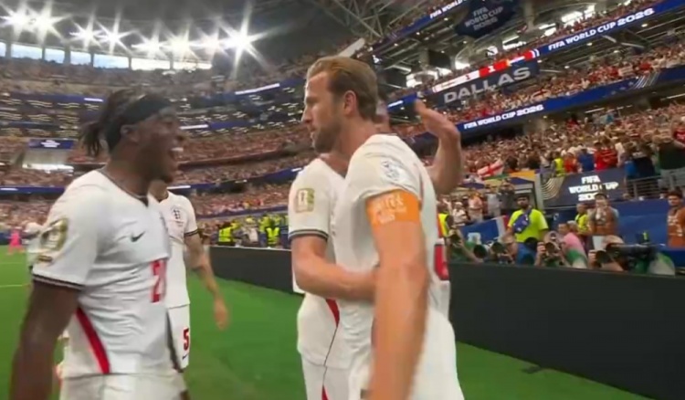 🏴󠁧󠁢󠁥󠁮󠁧󠁿英格兰4-2克罗地亚🇭🇷，忍不住说2点事实！
1