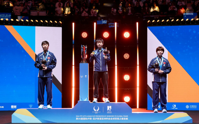 孙颖莎vs蒯曼 伤退恢复刚回来孙颖莎一个月内背靠背连拿亚洲杯➕大满贯女单双冠➕2