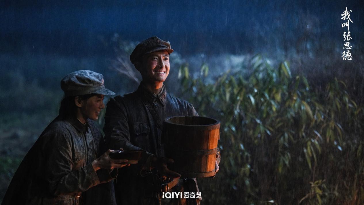 论小人物战争史诗，这部《我叫张思德》才是经典，央视收视爆表