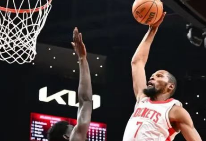 北京时间1月30日，NBA常规赛火箭队104-86战胜老鹰，以29胜17负继续稳