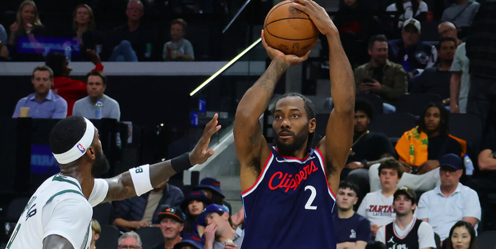 伦纳德：最佳阵容奖项是很棒的个人荣誉 每个人都在为之努力
北京时间3月26日，N