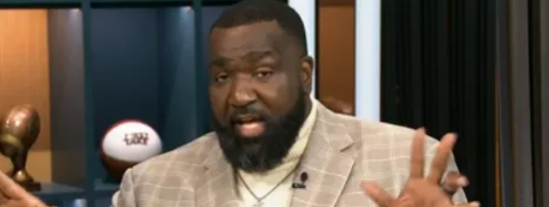 评论员肯德里克-帕金斯在节目中谈到了斯蒂芬-库里的未来前景。
他表示：“斯蒂芬-