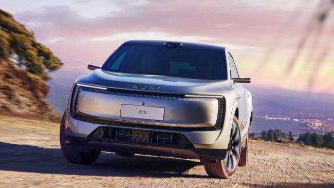 读懂奥迪E7X参数，全铝底盘、quattro四驱，操控数据藏着百年驾控基因