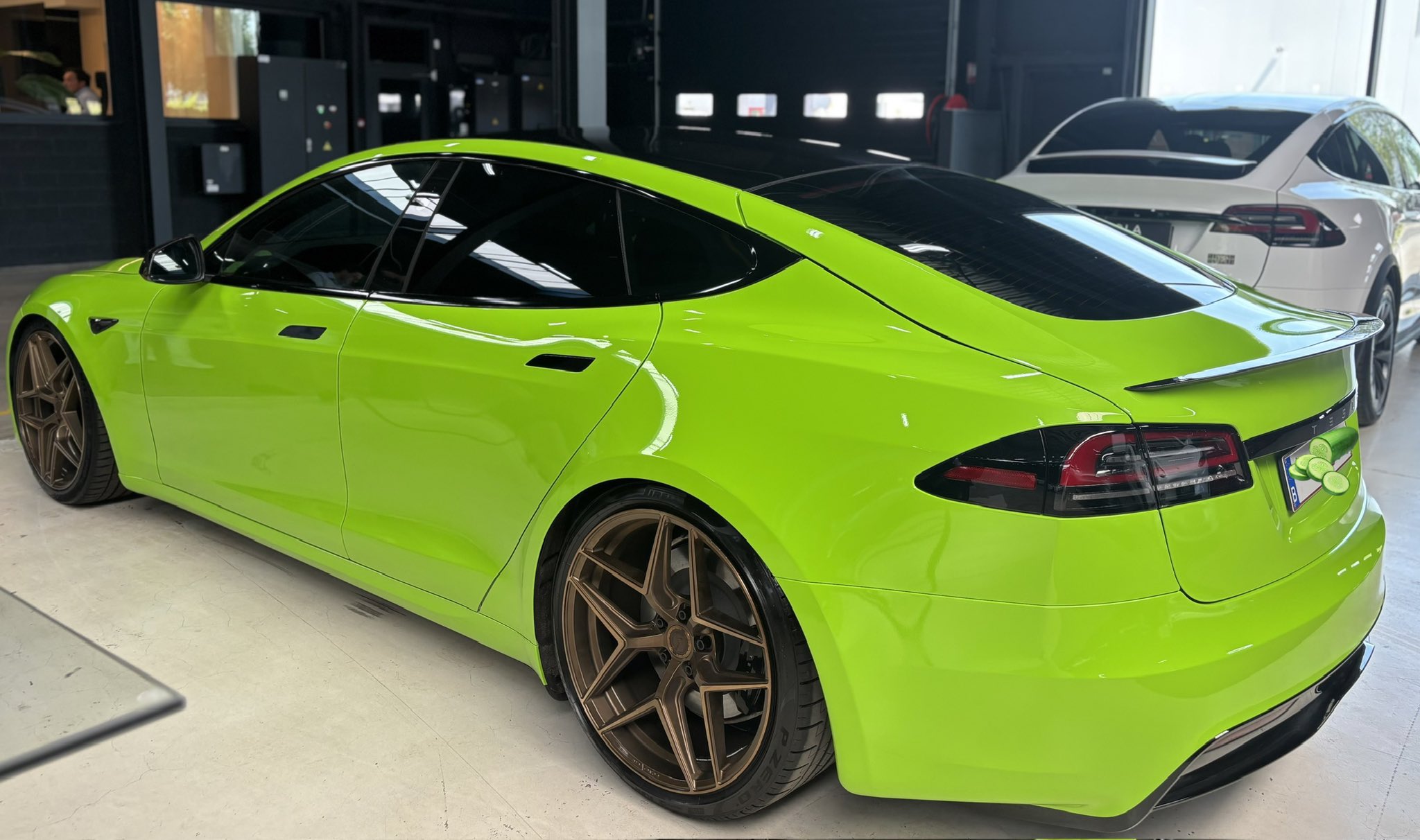 特斯拉美国刚刚发出了一封新的电子邮件，感谢Model S/X车主。“这些车辆使特