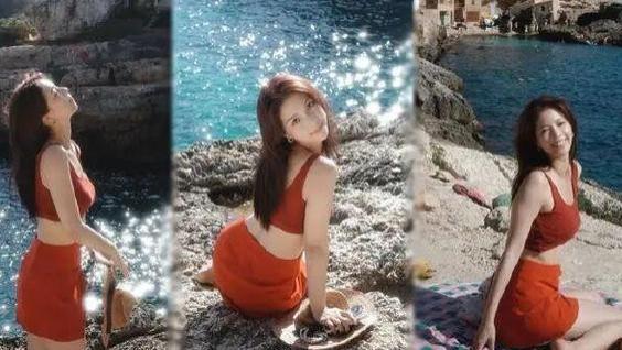 陈晓华分享海边日光浴美照