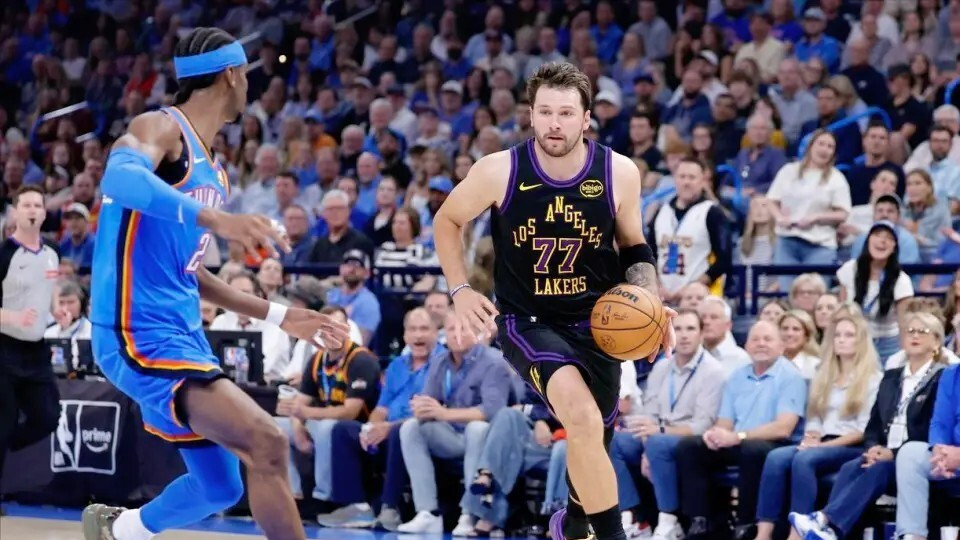 湖人三战雷霆全败，43分惨败背后，问题到底出在哪？