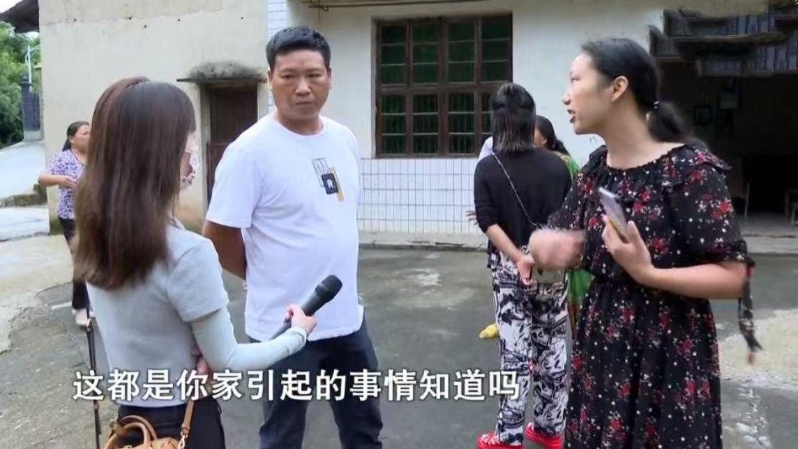 三婚女人找老实人接盘，不过夫妻生活和别人同居，老公急得团团转
