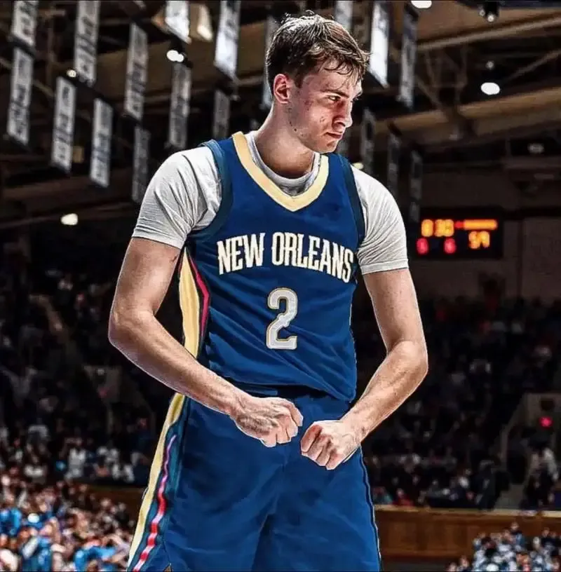 浅析这一场打快船弗拉格遇到的问题

近框抛投 补篮太多 打大洛这种防守人经验不足