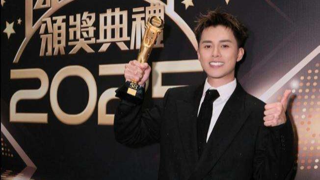 TVB小生自爆先天听障辛酸史！