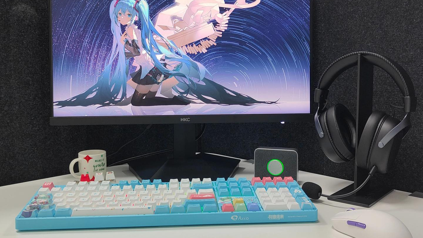 上班低调摸鱼，下班电竞乱杀！打工人的 Akko桌面外设三件套